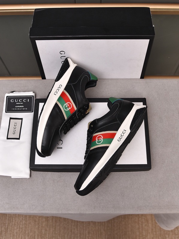 Gucci Sneakers